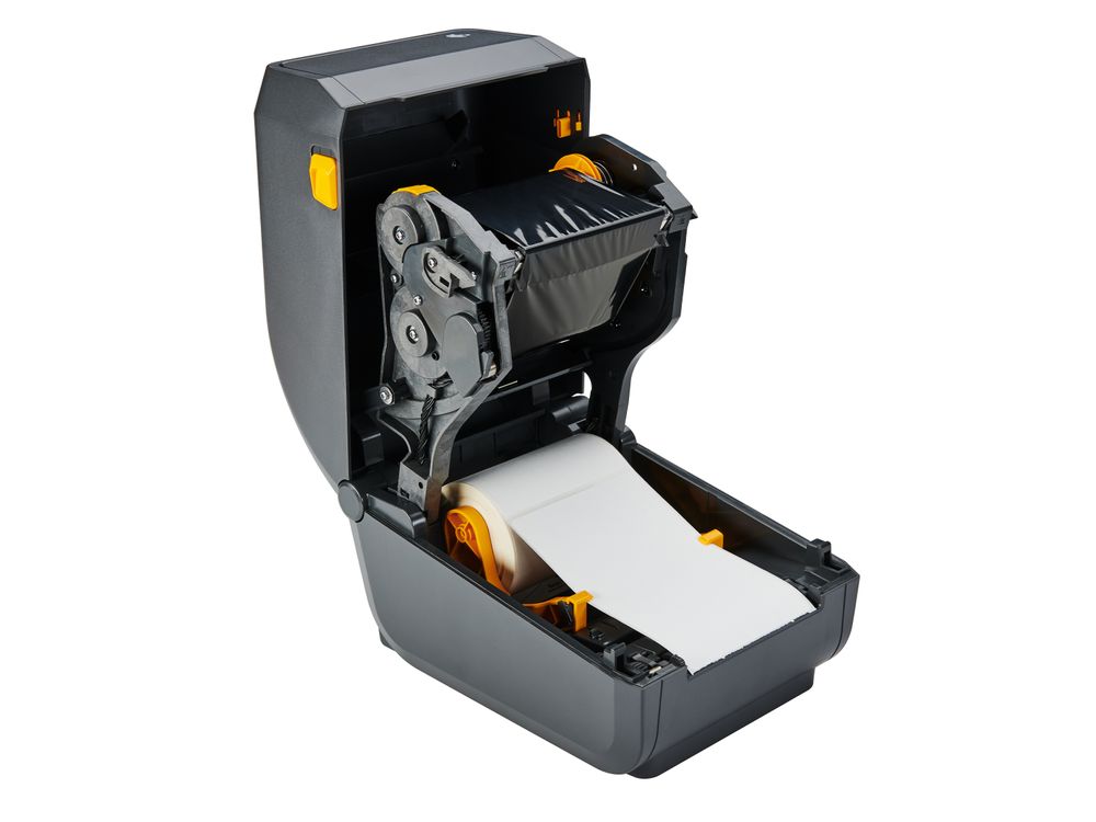 Zebra ZD230t-printer geopend met inktlint en etiketrol geplaatst