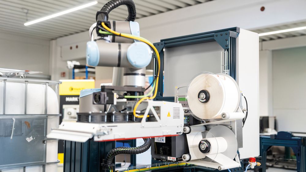 Legi-Air 4050B-R Etiketteren met robots 2