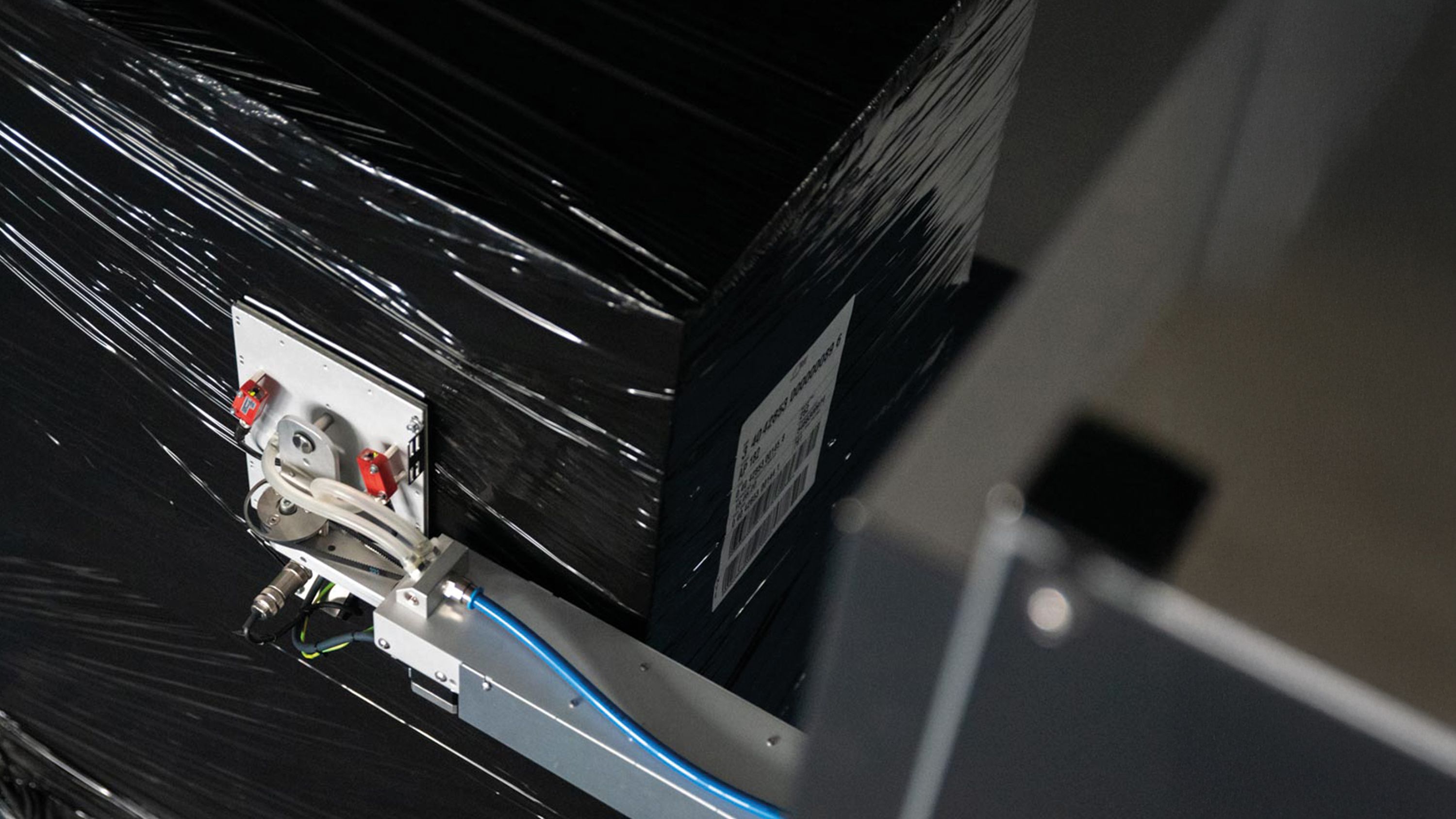 De Legi-Air 182 etiketteert de pallet 2-zijdig op folieverpakking